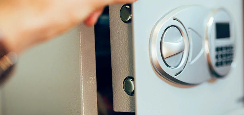 Fingerprint Safe Openers in Atherton, CA