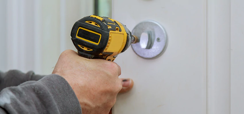 Street Locksmith For Smart Lock Repair in Atherton, CA